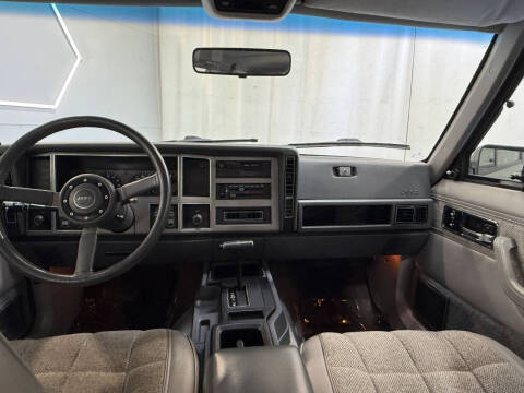 1990 Jeep Cherokee Laredo