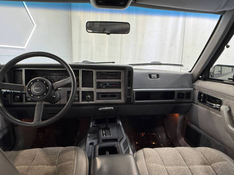 1990 Jeep Cherokee Laredo