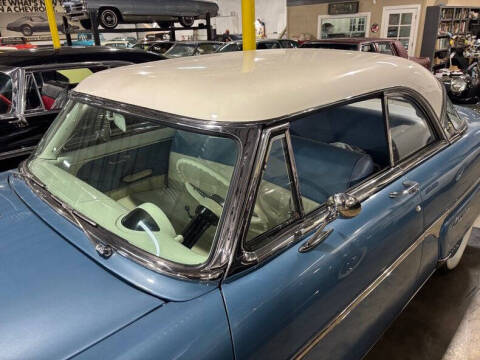 1954 Ford Crestline