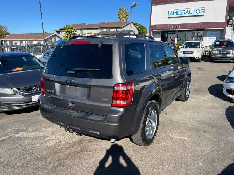 2012 Ford Escape XLT photo 5