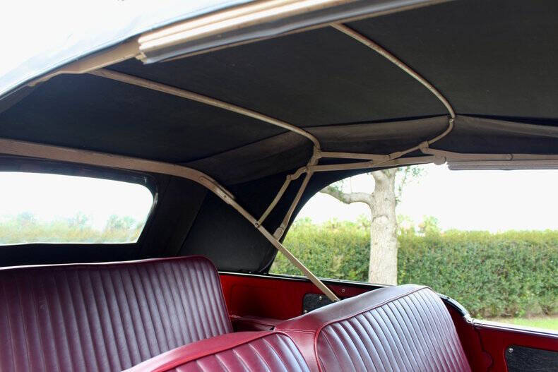 1948 Willys Overland Jeepster