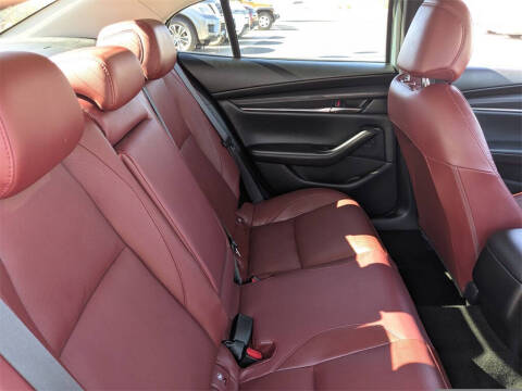 2024 Mazda Mazda3 Sedan 2.5 S Carbon Edition