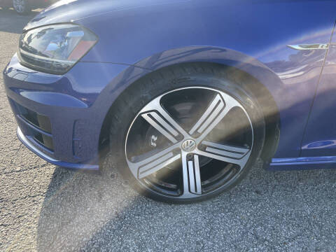 2016 Volkswagen Golf R 4Motion