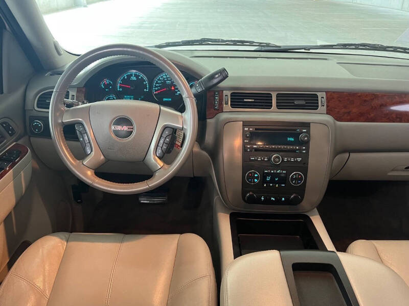 2011 GMC Yukon SLT