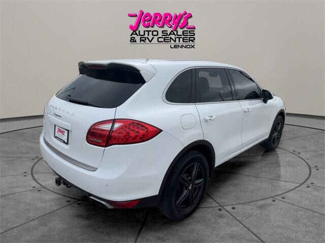 2014 Porsche Cayenne Platinum