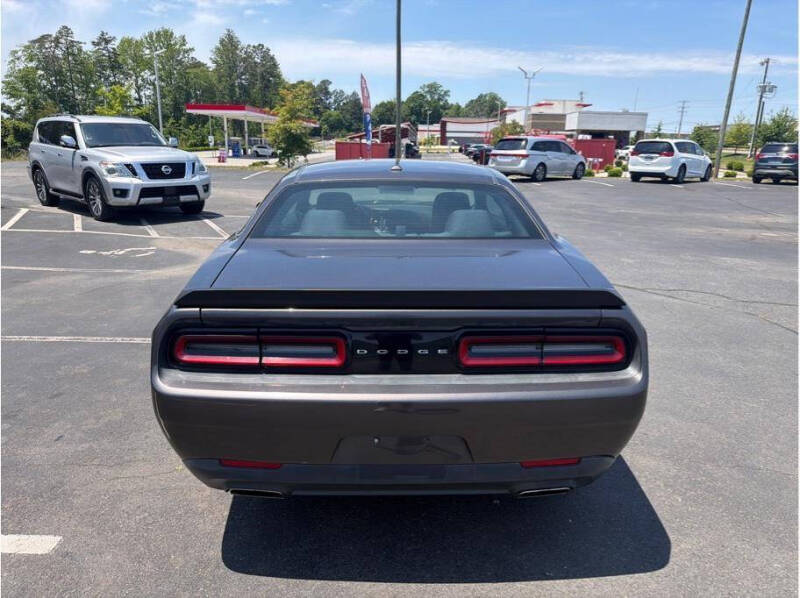 2016 Dodge Challenger