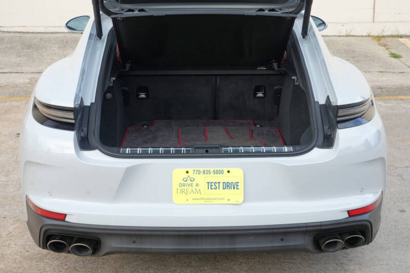 2025 Porsche Panamera