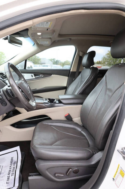 2019 Lincoln Nautilus Reserve