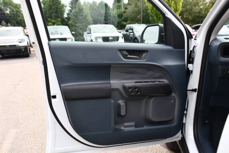 2025 Ford Maverick XL