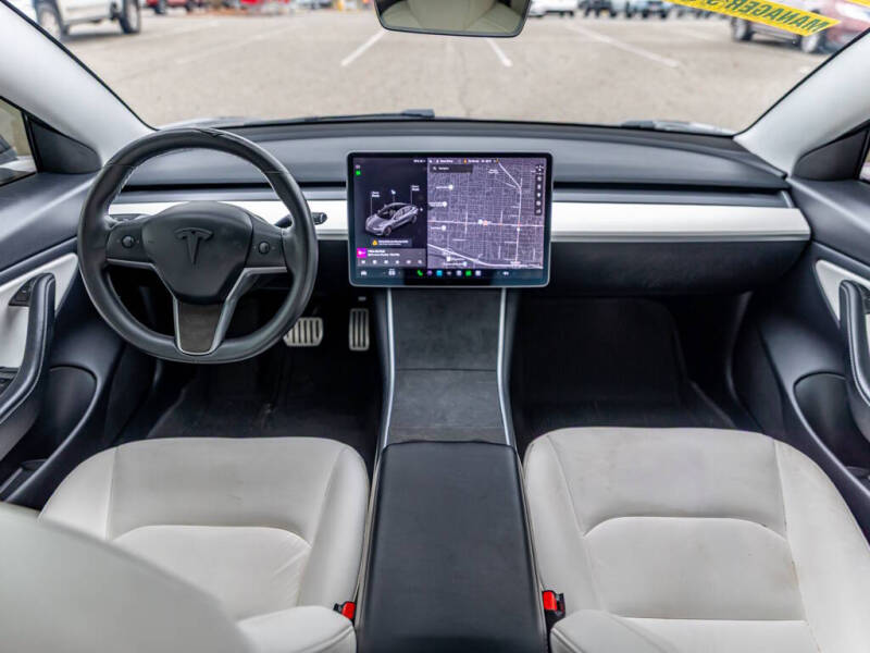 2020 Tesla Model 3 Performance