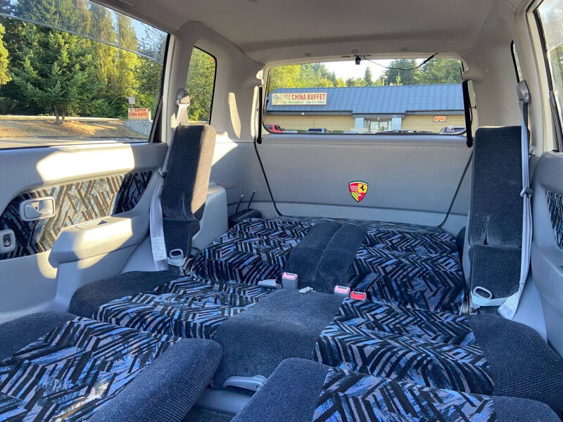 1998 Daihatsu Pyzar Charade