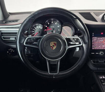 2021 Porsche Macan