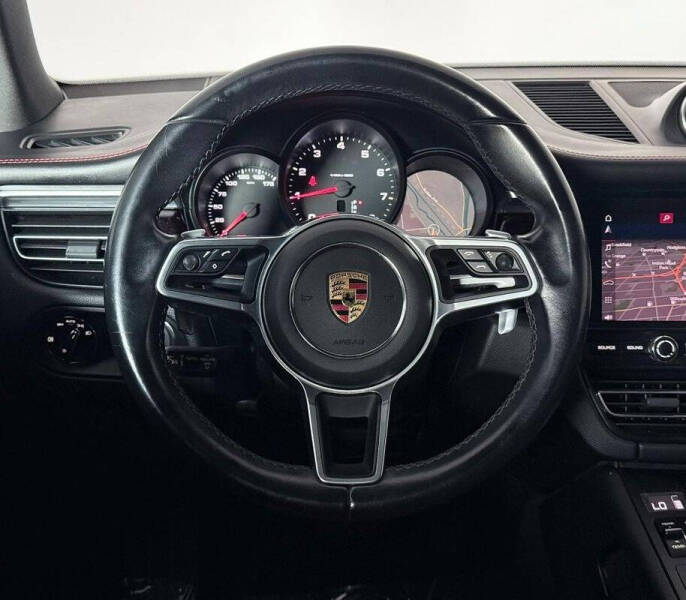 2021 Porsche Macan