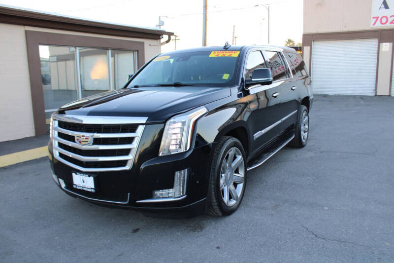2018 Cadillac Escalade ESV Luxury
