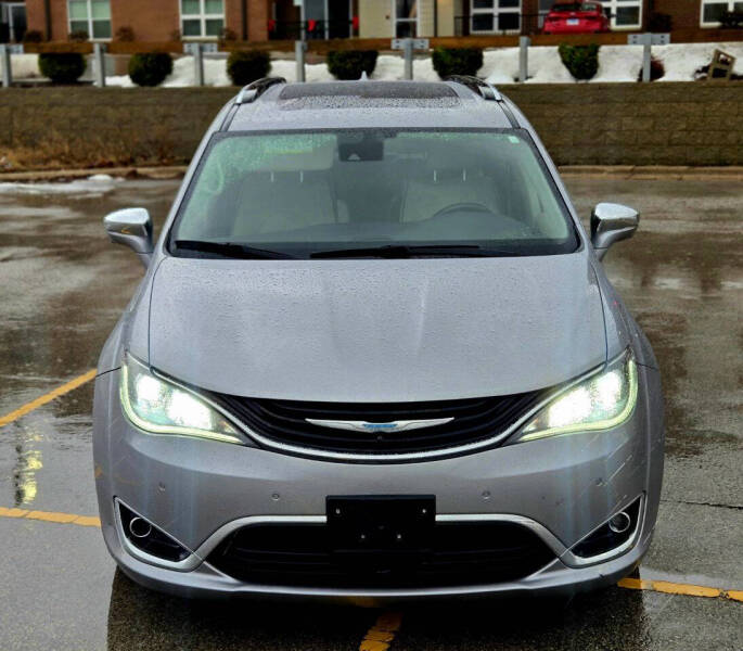 2018 Chrysler Pacifica Hybrid Limited