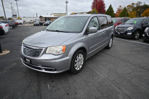 2014 Chrysler Town and Country Touring