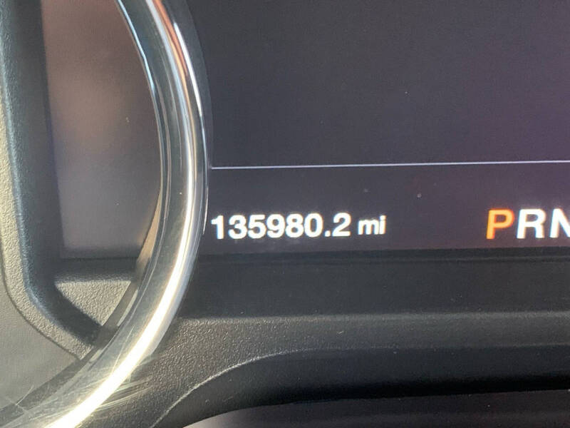 2017 Ford F-150 Platinum