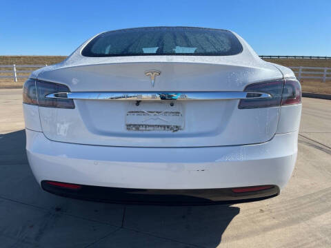 2020 Tesla Model S Long Range
