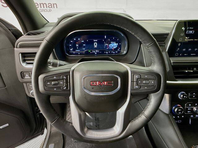 2024 GMC Yukon XL SLT