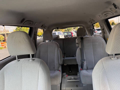 2012 Toyota Sienna