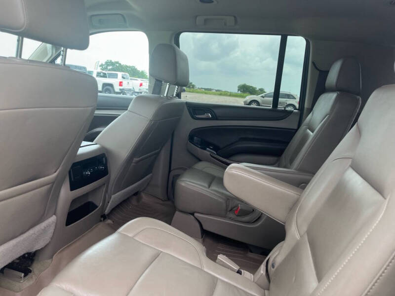 2017 Chevrolet Suburban LT