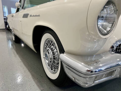 1957 Ford Thunderbird