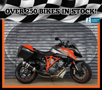 2017 KTM 1290 Super Duke GT