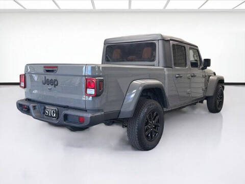 2022 Jeep Gladiator Sport