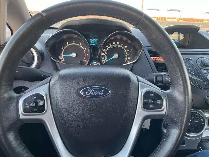 2015 Ford Fiesta SE