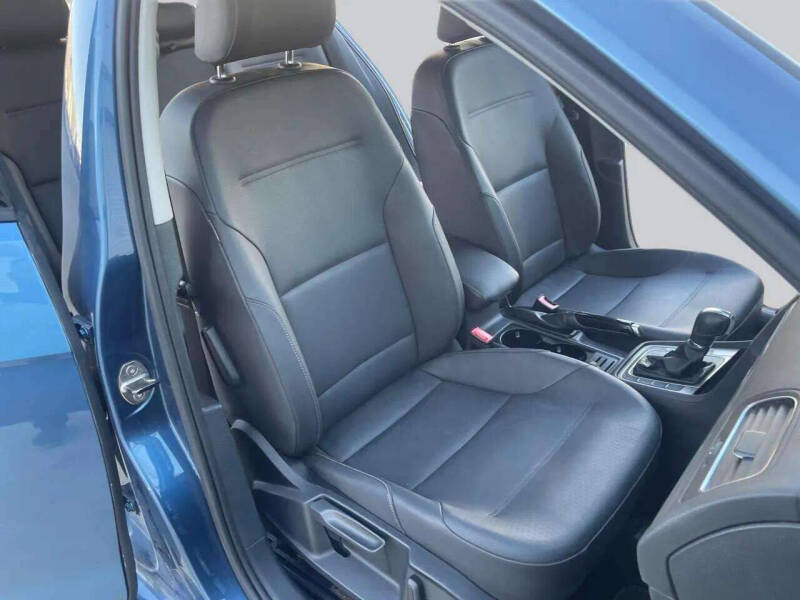 2015 Volkswagen Golf TSI S