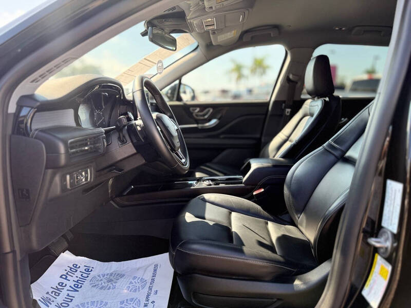 2022 Lincoln Corsair Standard