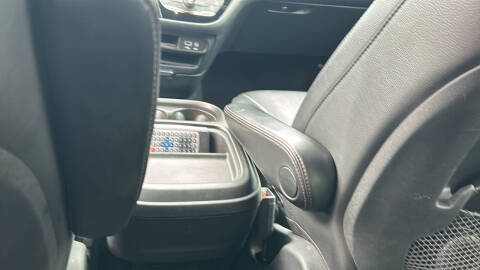 2020 Chrysler Pacifica Touring L