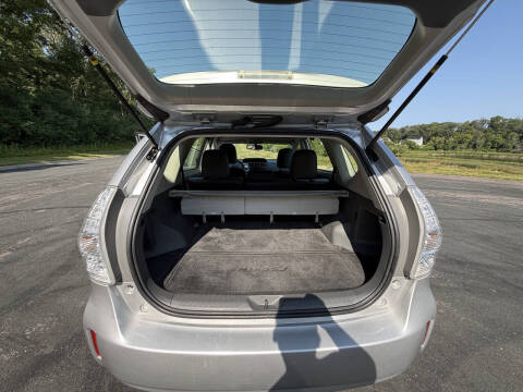 2012 Toyota Prius v Two