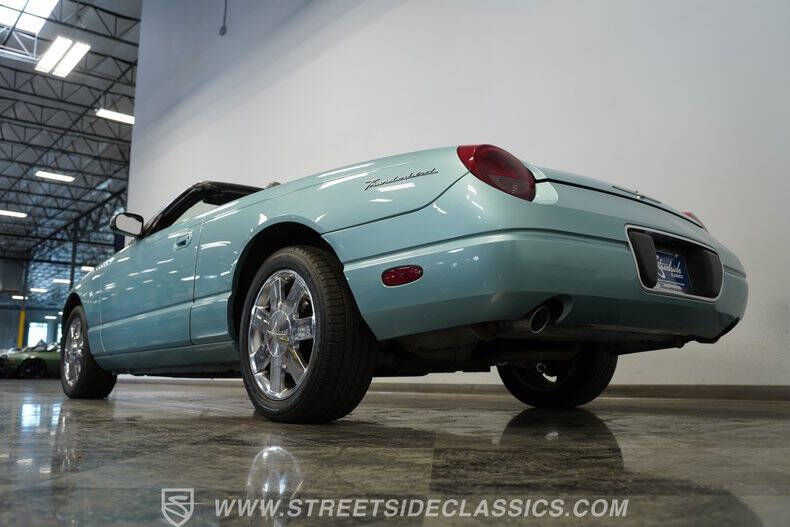 2002 Ford Thunderbird Deluxe