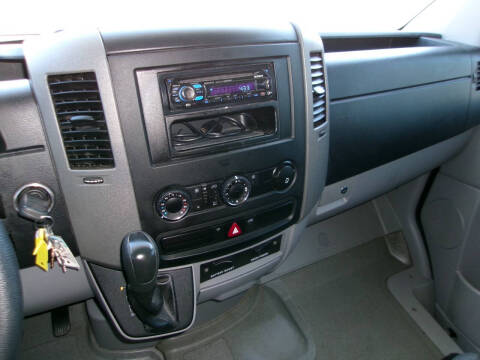 2008 Itasca Navion 24h