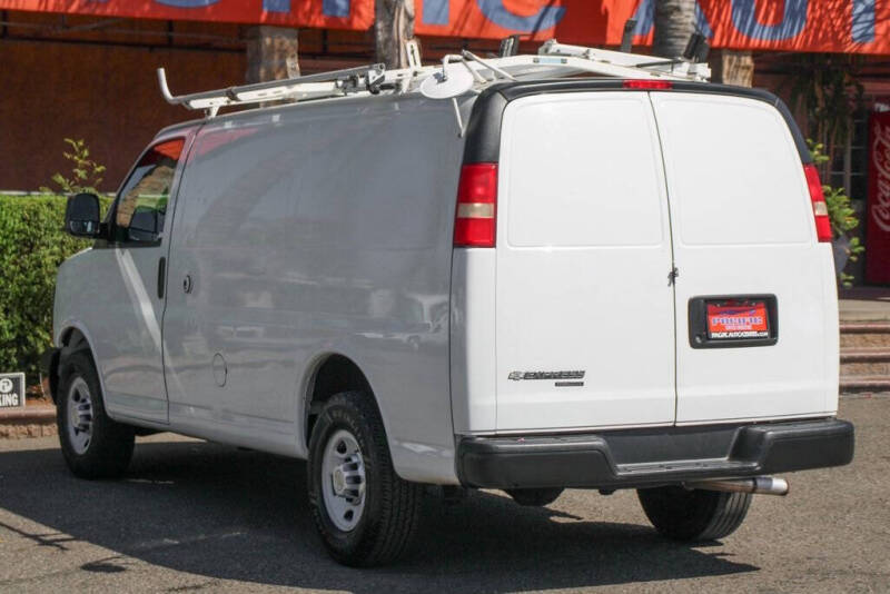 2012 Chevrolet Express 2500