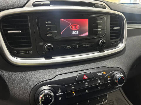 2016 Kia Sorento LX
