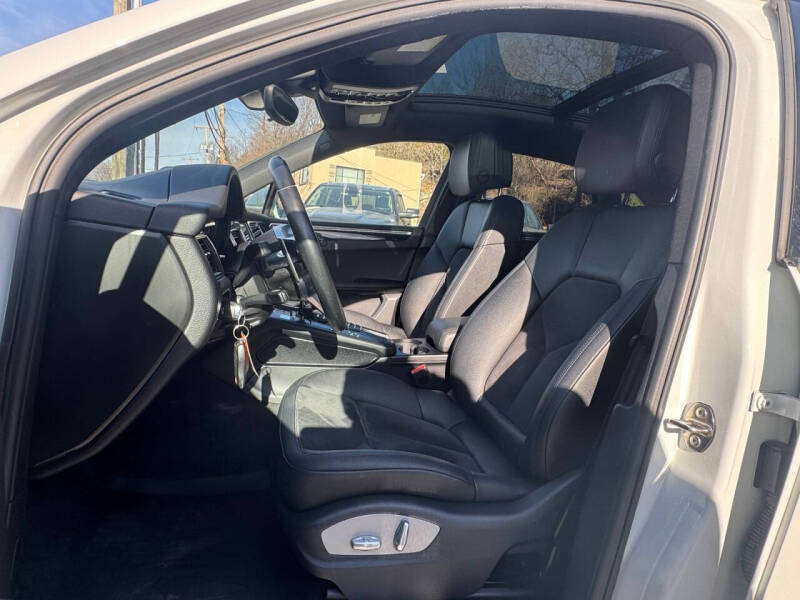 2017 Porsche Macan S