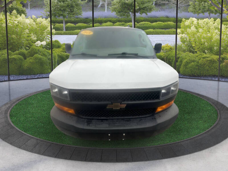 2018 Chevrolet Express 2500