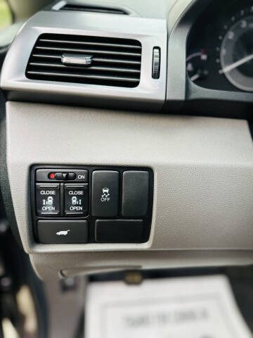 2011 Honda Odyssey EX-L w/DVD