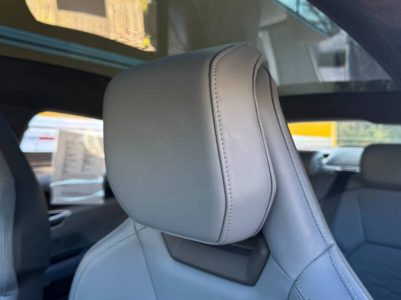 2024 Audi e-tron GT quattro Prestige