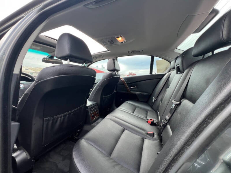 2007 BMW 5 Series 525xi