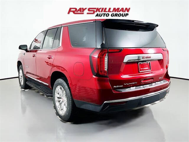 2023 GMC Yukon SLT