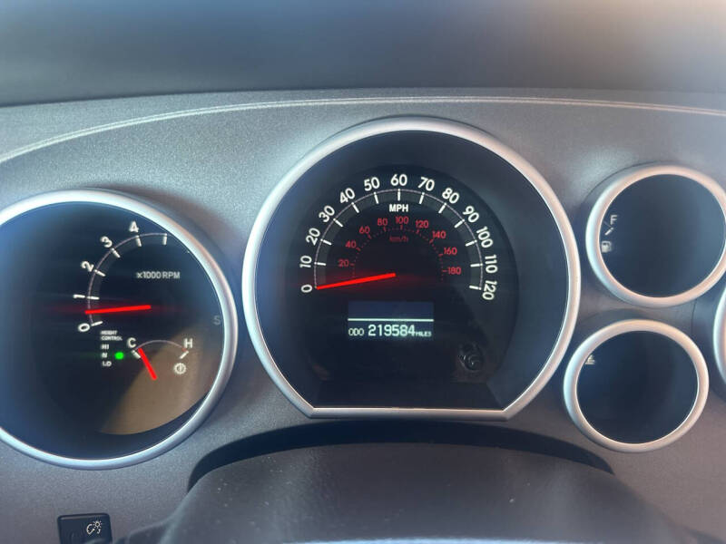 2011 Toyota Sequoia Platinum