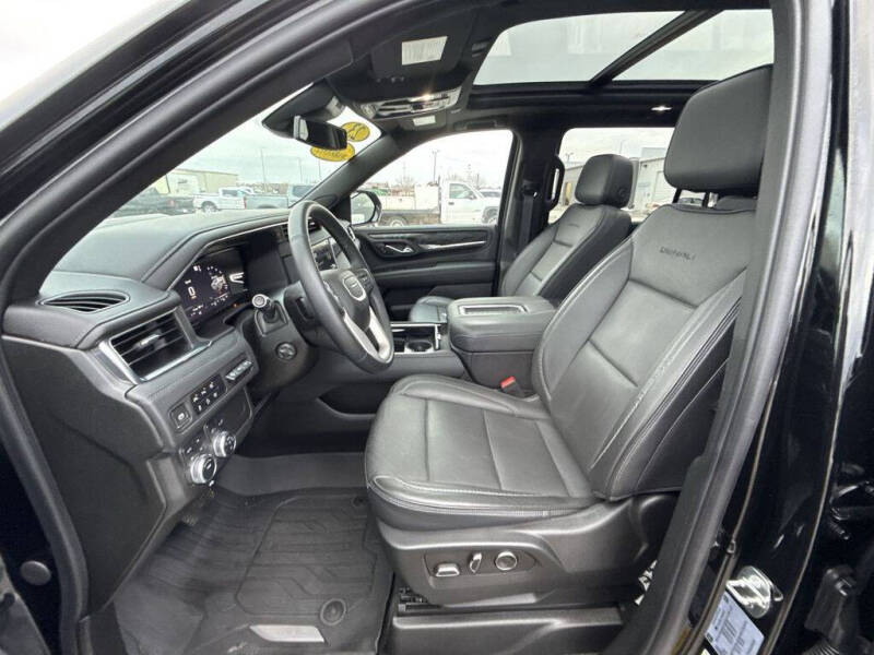 2023 GMC Yukon XL Denali