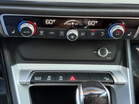 2020 Audi Q3 quattro Premium 45 TFSI