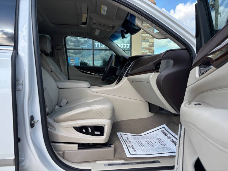 2017 Cadillac Escalade Premium Luxury