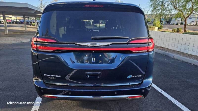 2023 Chrysler Pacifica Plug-In Hybrid Limited