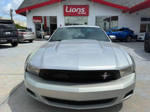2012 Ford Mustang V6