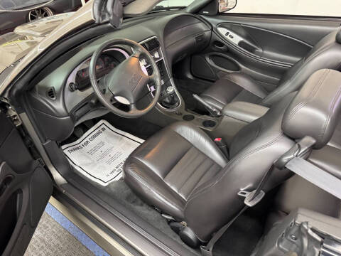 2002 Ford Mustang GT Deluxe